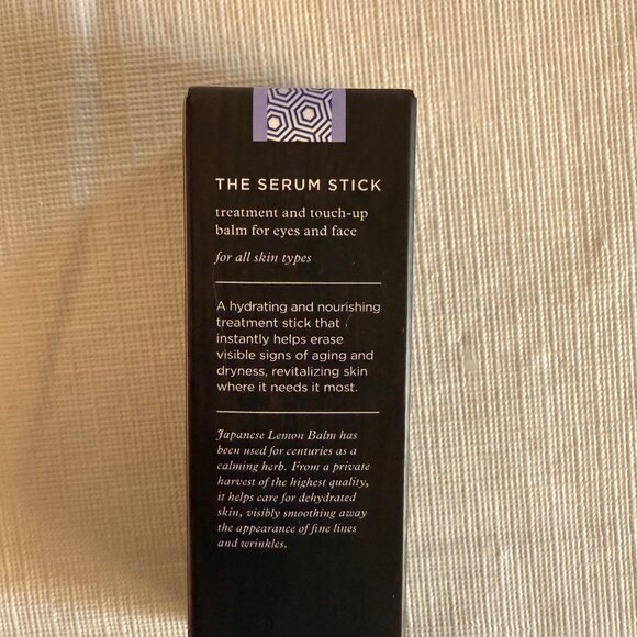 TATCHA bundle - Camellia Cleansing Oil (150ml) and Serum Stick (8g) - Picture 10 of 12